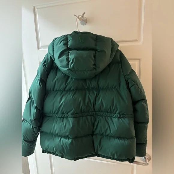 COPY - Lululemon Wunder Puff green